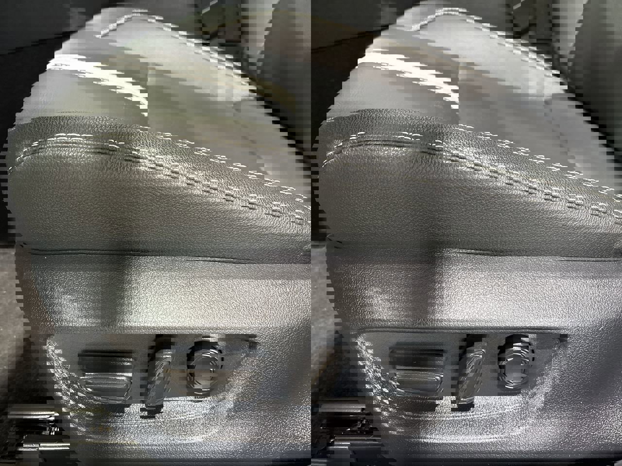 Certified 2025 Toyota Camry SE image 12