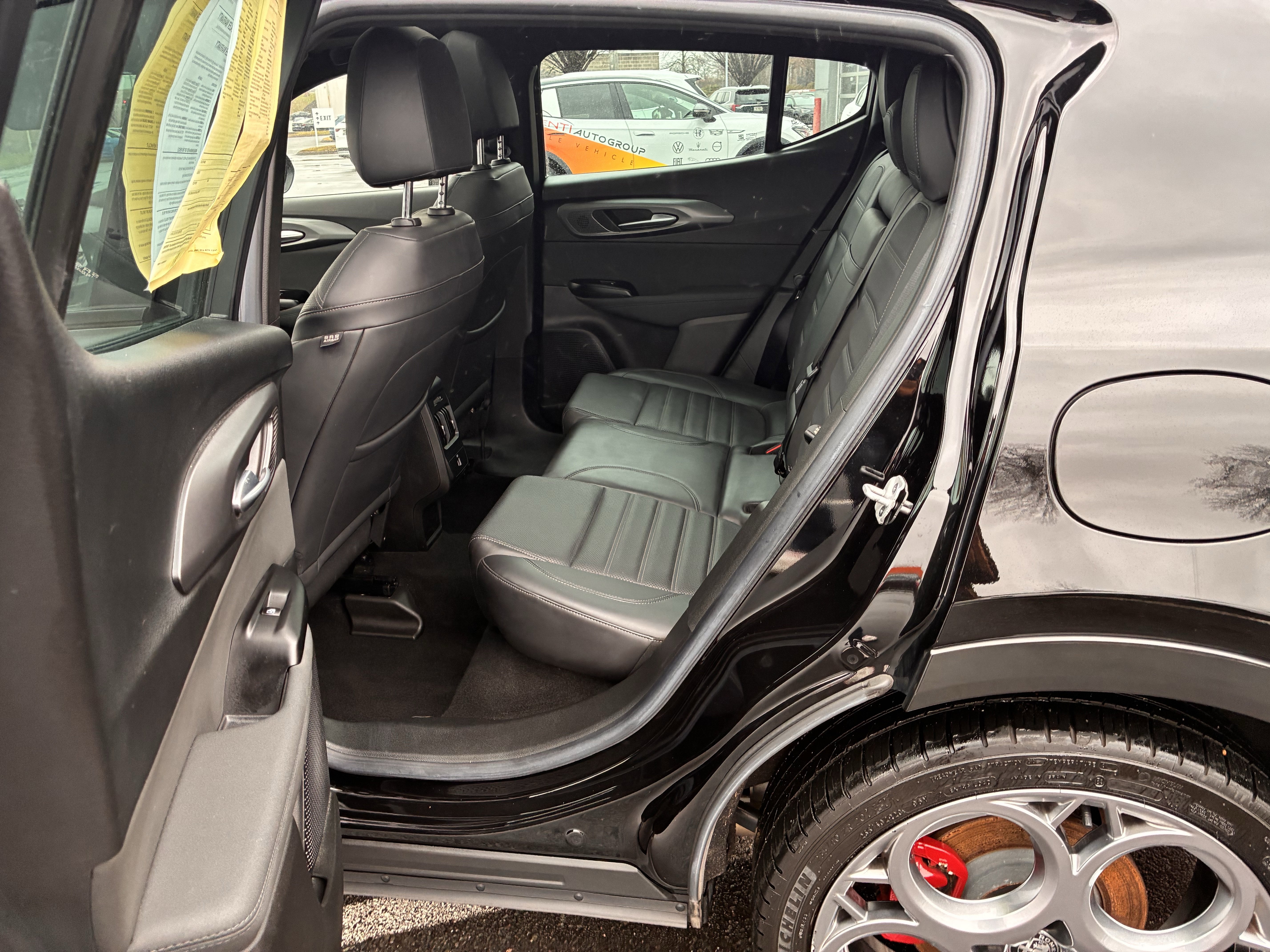 Certified 2024 Alfa Romeo Tonale Veloce image 28