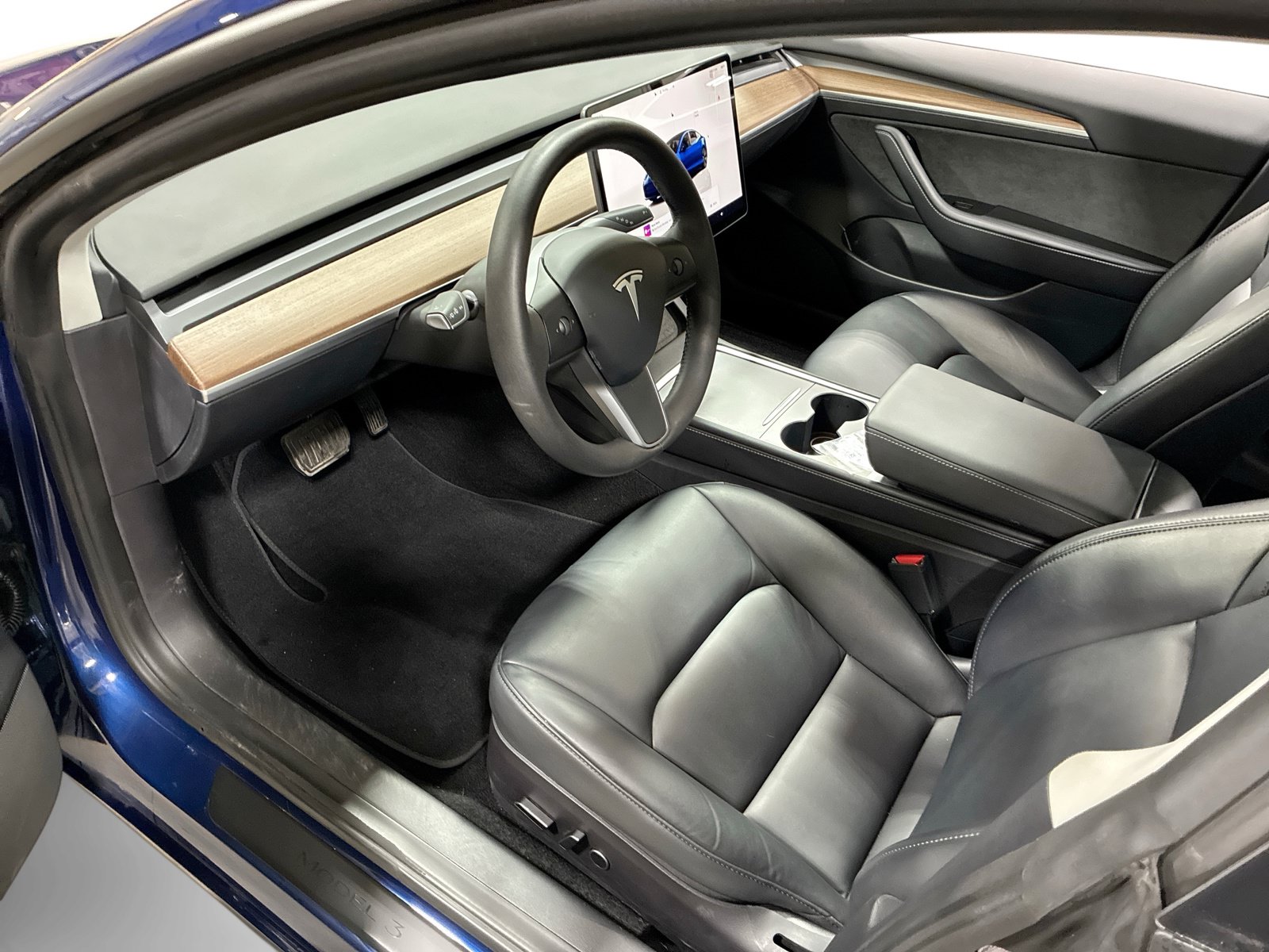 Certified 2022 Tesla Model 3 Long Range AWD/4WD image 9