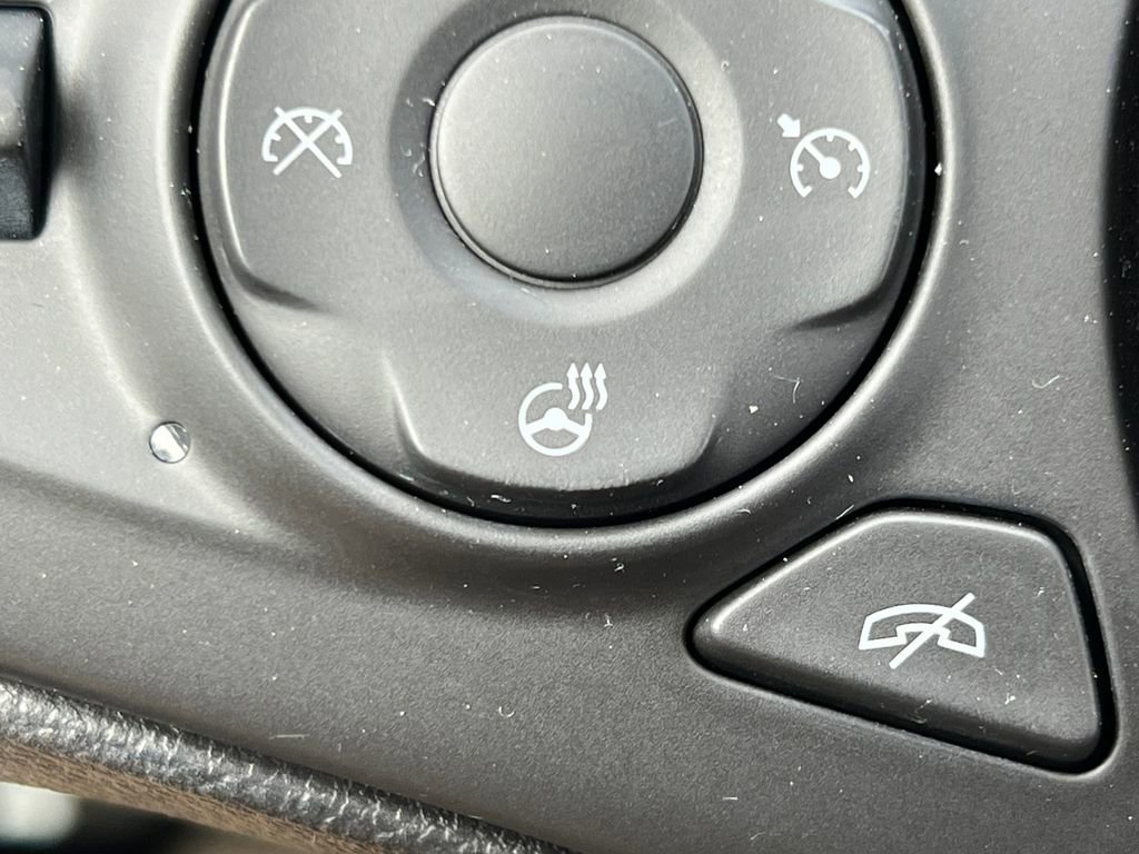 Used 2017 Buick LaCrosse Premium w/ Driver Confidence Package #2 image 26