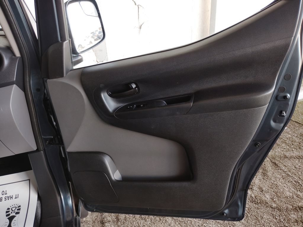 Used 2017 Nissan NV200 SV w/ Technology Package FWD image 11