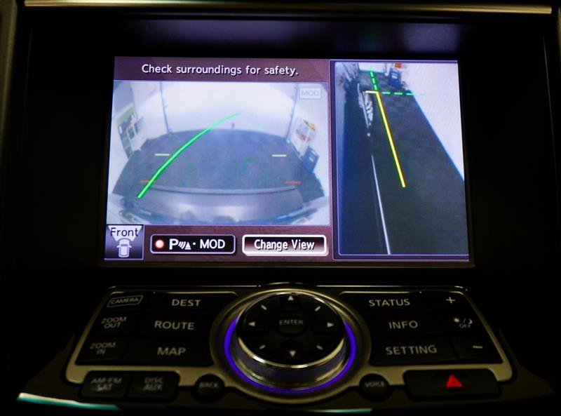 Used 2014 INFINITI QX70 AWD w/ Premium Package image 27