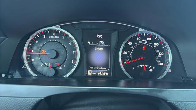 Used 2016 Toyota Camry SE image 28