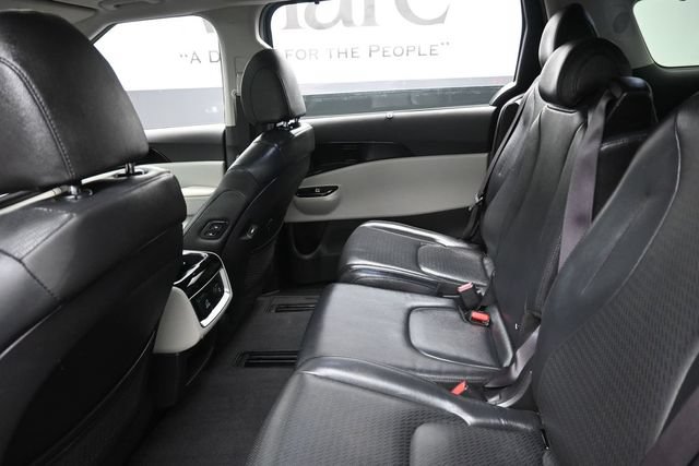 Used 2023 Kia Carnival SX Prestige w/ Paint Protection Package FWD image 24