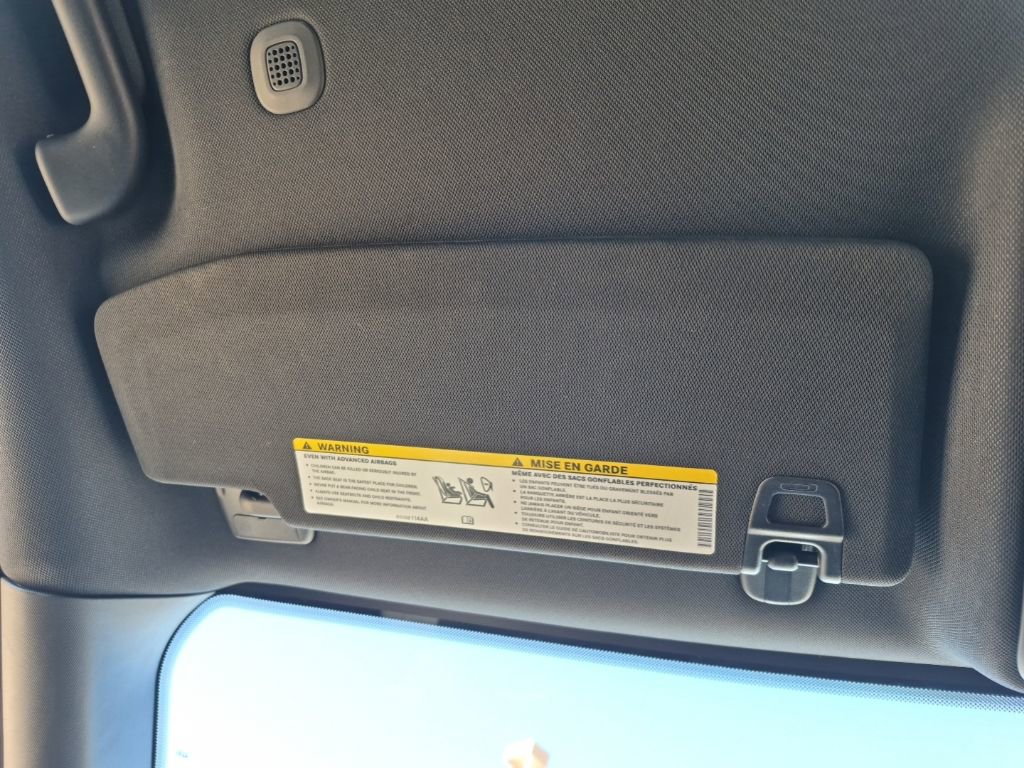 Used 2023 Jeep Grand Cherokee L Altitude AWD/4WD image 51