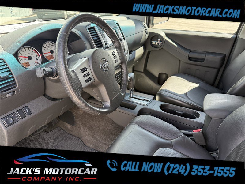 Used 2015 Nissan Xterra PRO-4X w/ Pro-4x Leather Package image 20