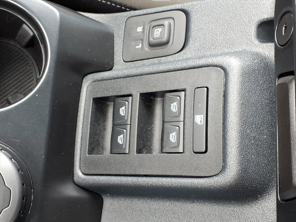 Used 2025 Ford Bronco Outer Banks image 25