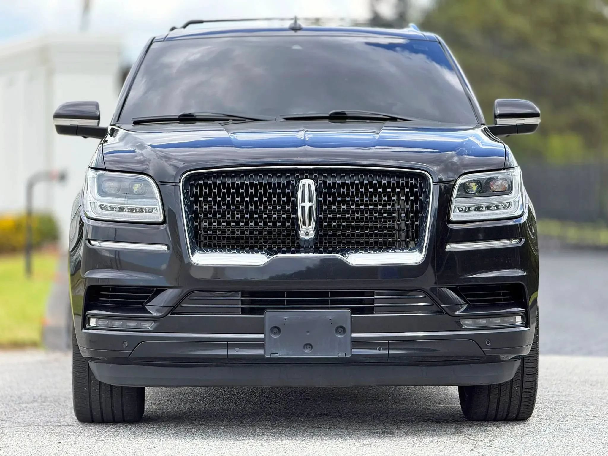 Used 2021 Lincoln Navigator L Reserve AWD/4WD image 3