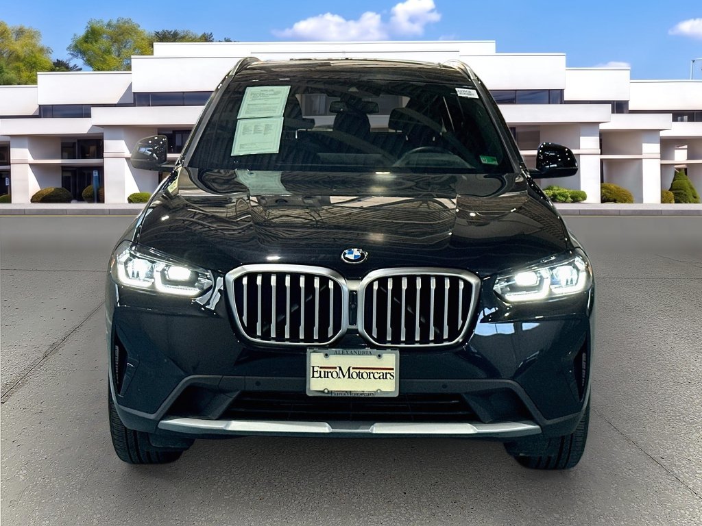 Used 2024 BMW X3 xDrive30i w/ Premium Package AWD/4WD image 2