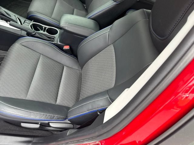 Used 2017 Toyota Corolla SE FWD image 11