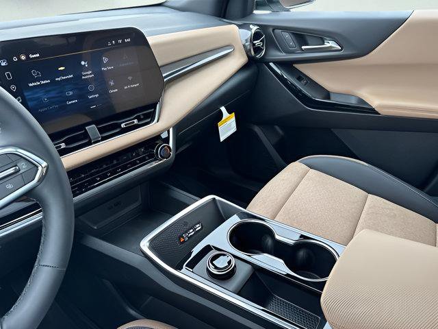 New 2026 Chevrolet Equinox ACTIV w/ Convenience Package III AWD/4WD image 19