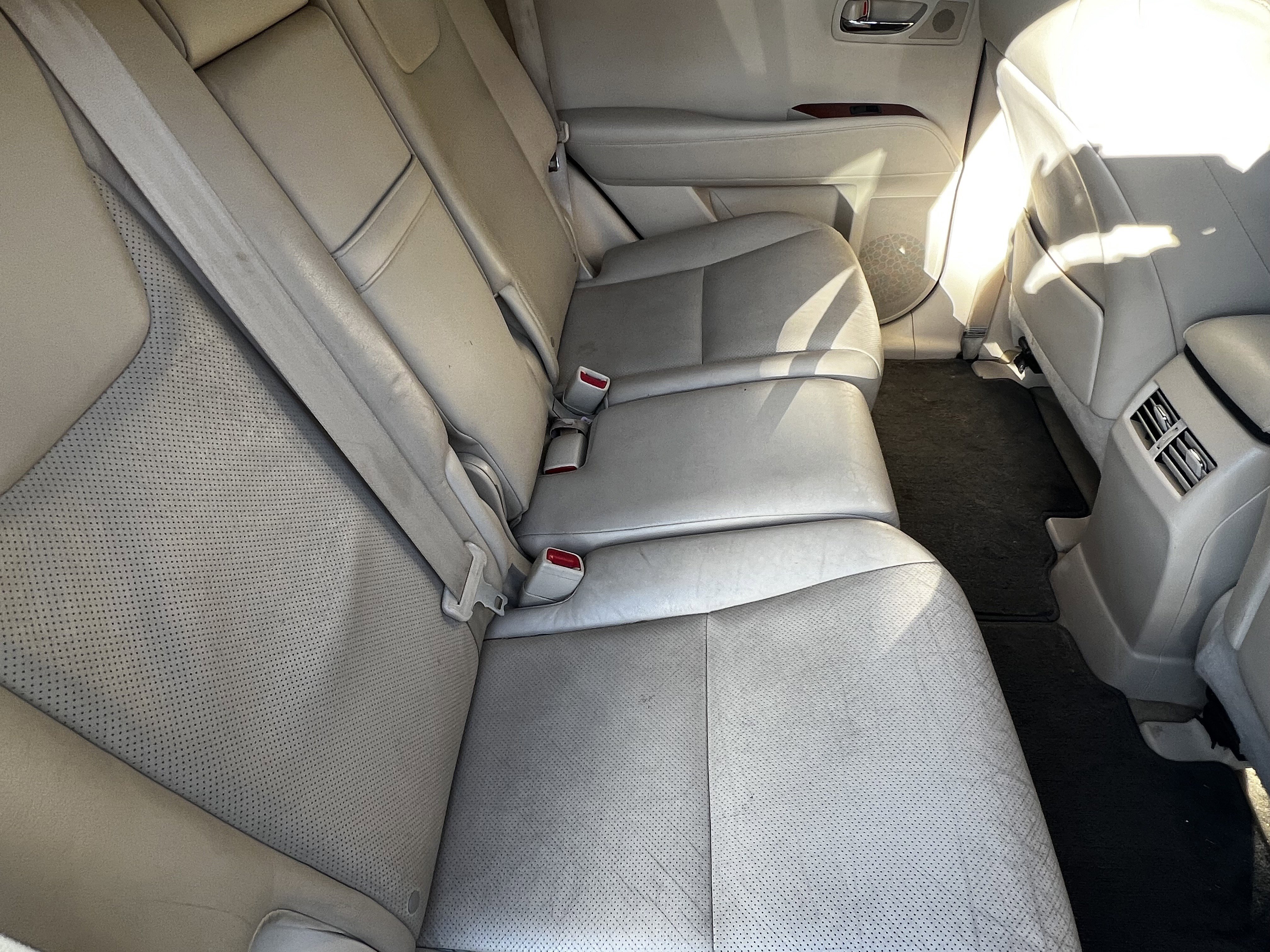 Used 2011 Lexus RX 450h AWD w/ Premium Pkg image 40