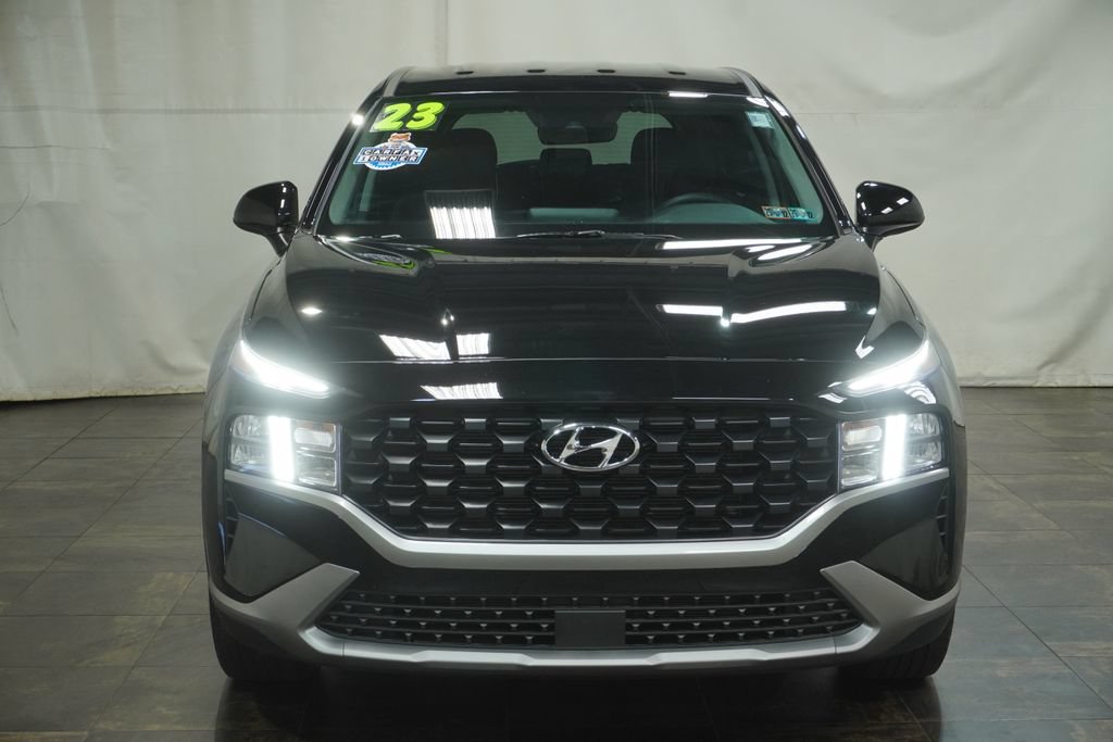 Used 2023 Hyundai Santa Fe SE FWD image 8