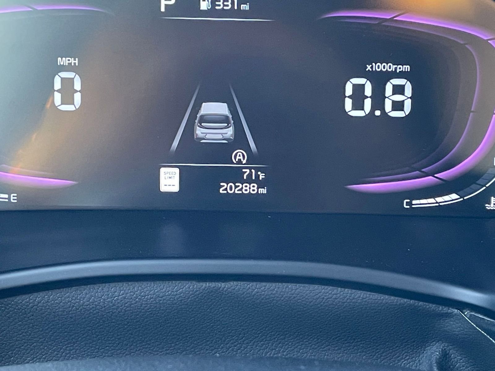 Used 2025 Kia Soul LX w/ LX Technology Package FWD image 38