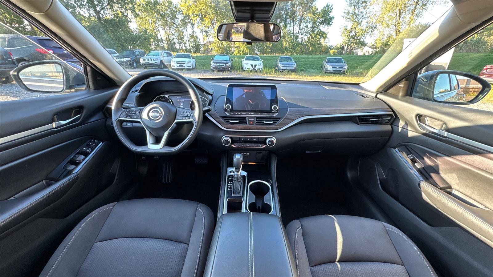 Used 2023 Nissan Altima 2.5 SV image 25