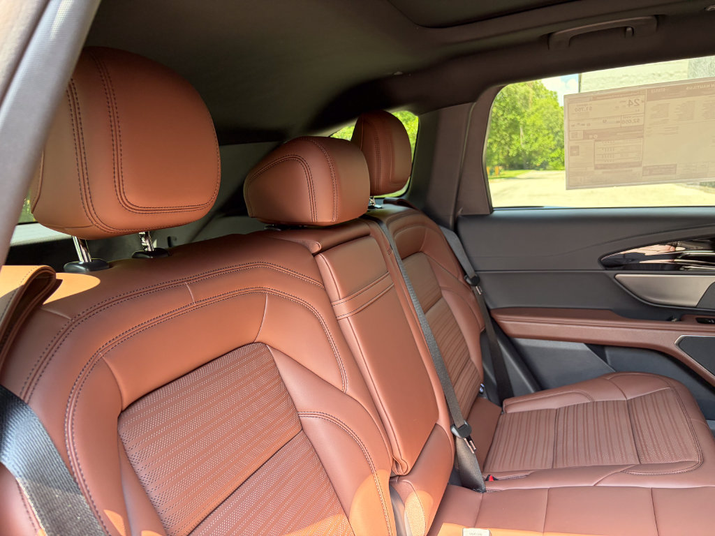 New 2026 Lincoln Nautilus Reserve w/ Jet Appearance Package AWD/4WD image 26