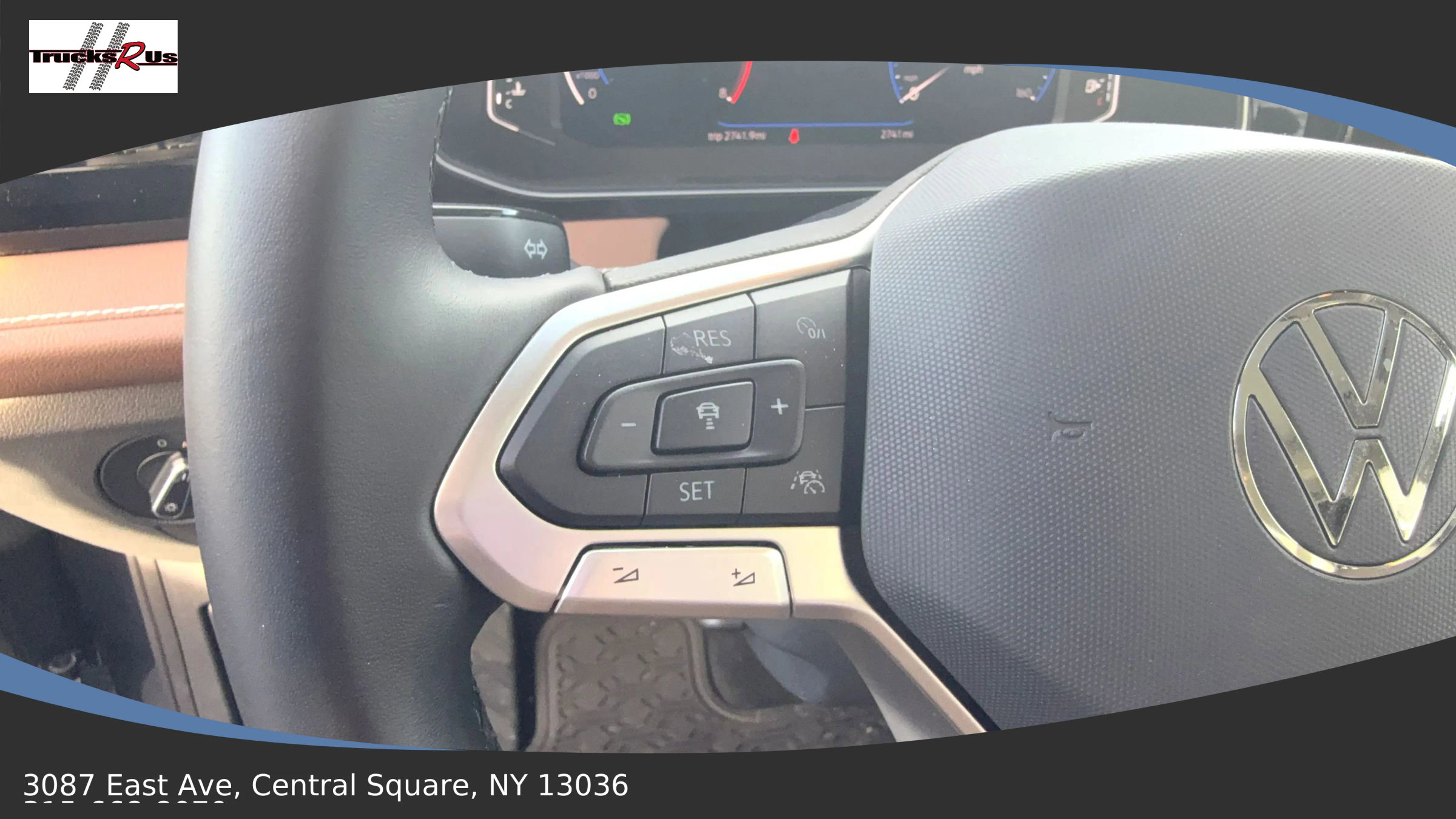 Used 2025 Volkswagen Jetta SEL image 33