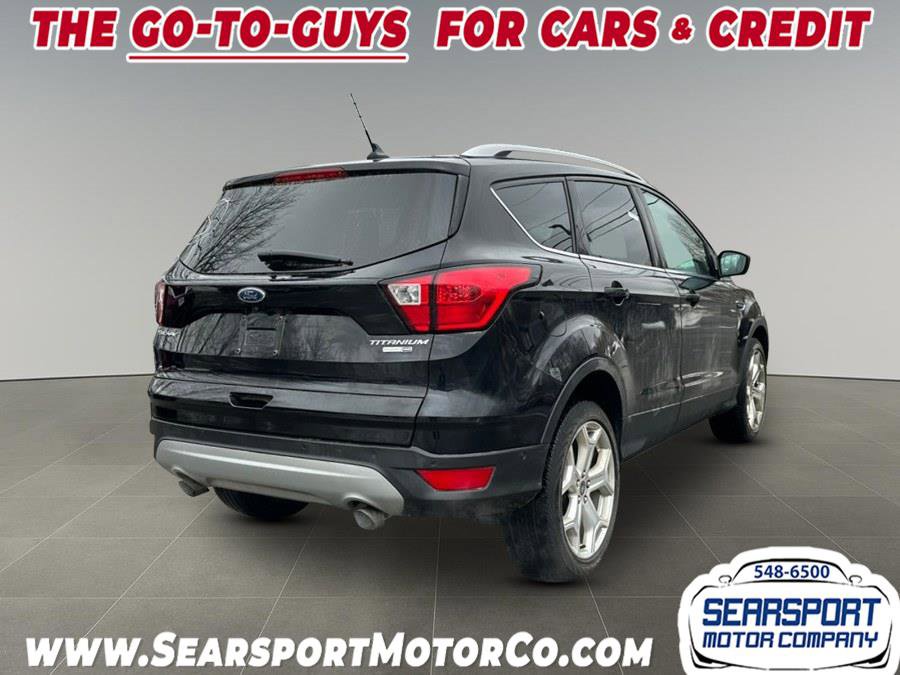 Used 2019 Ford Escape Titanium AWD/4WD image 4