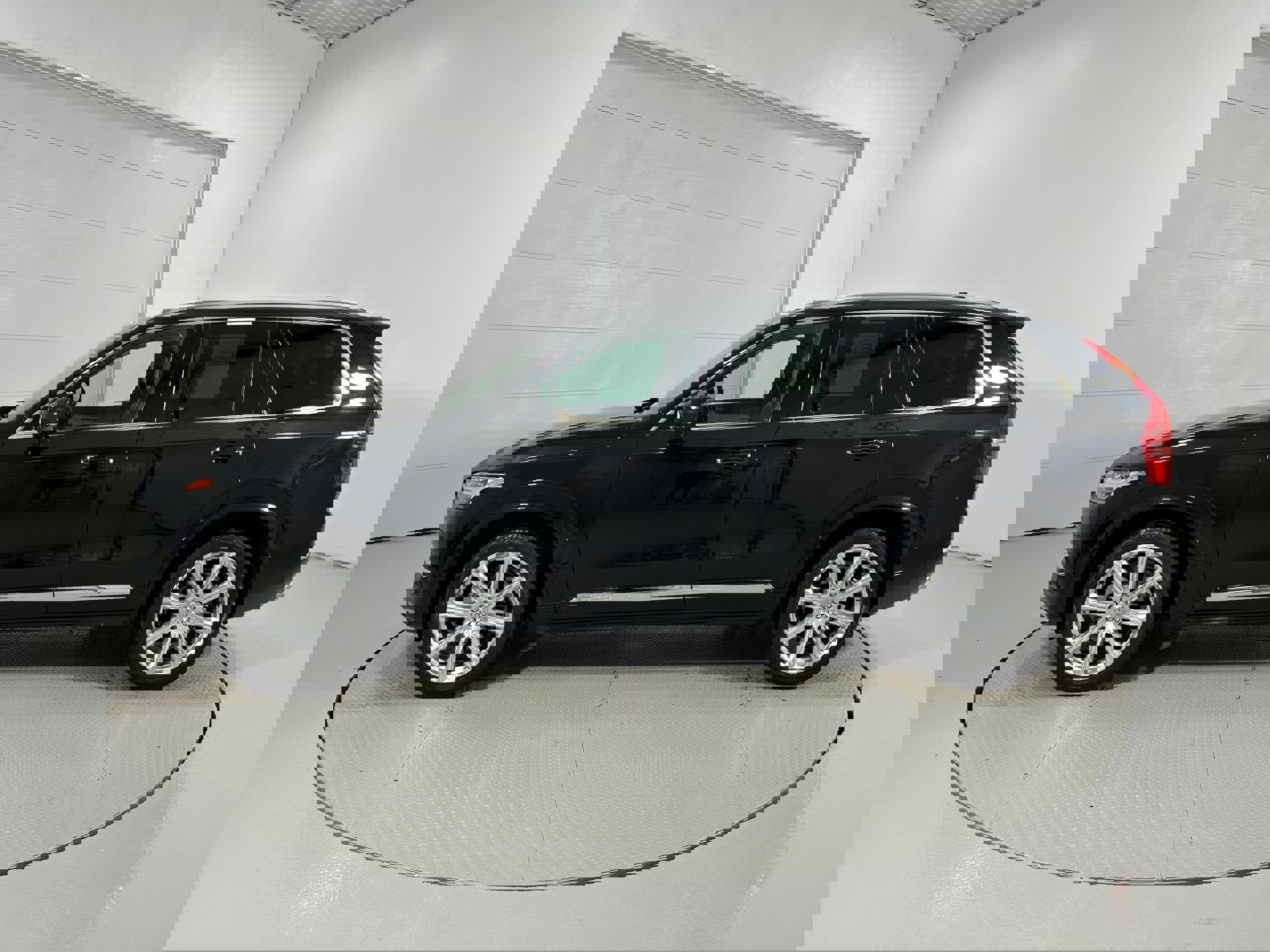 Used 2019 Volvo XC90 T6 Inscription w/ Advanced Package image 19