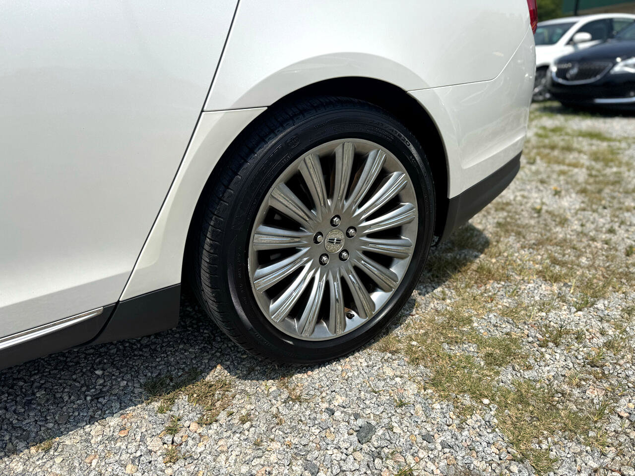 Used 2014 Lincoln MKS AWD w/ Equipment Group 101A image 11