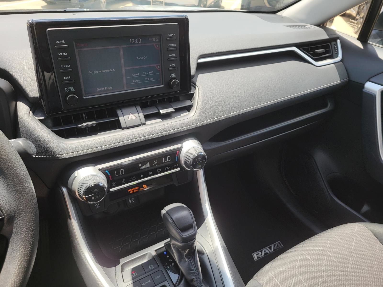 Used 2019 Toyota RAV4 XLE FWD image 21