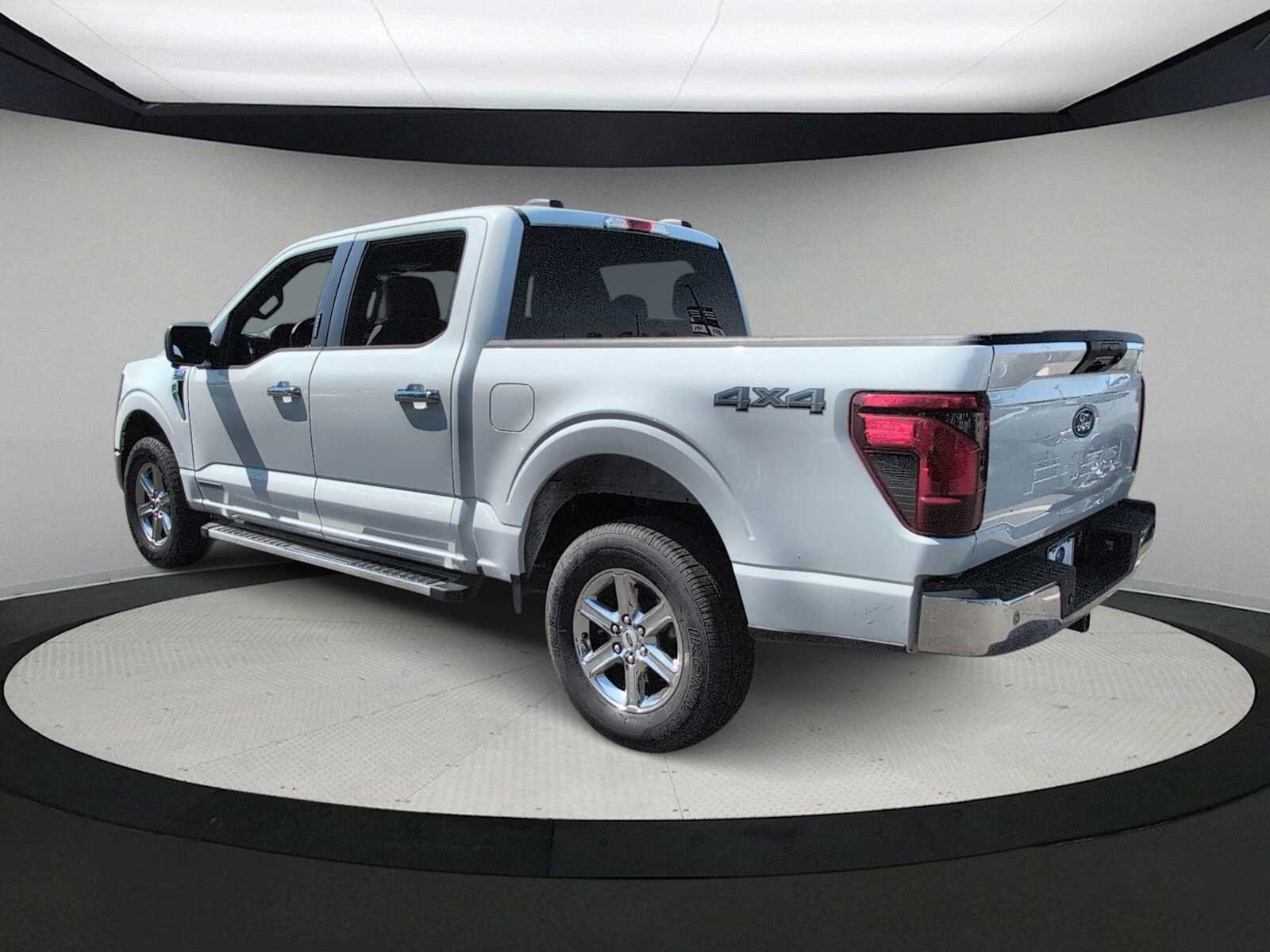 Used 2024 Ford F150 XLT w/ Mobile Office Package AWD/4WD image 6
