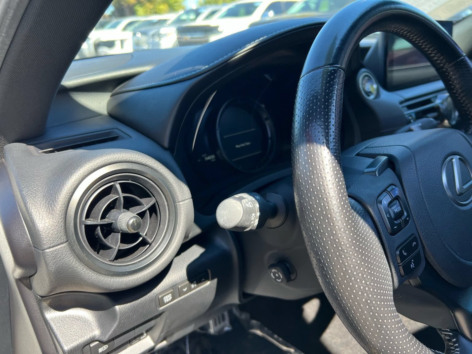 Used 2023 Lexus IS 350 F Sport w/ Navigation Package RWD image 29