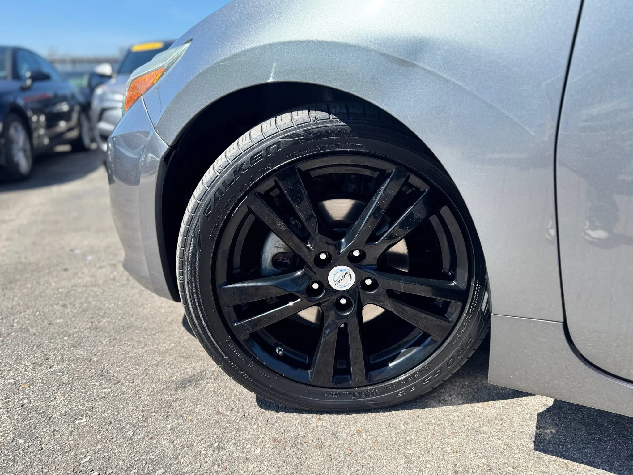 Used 2016 Nissan Altima 3.5 SL FWD image 9