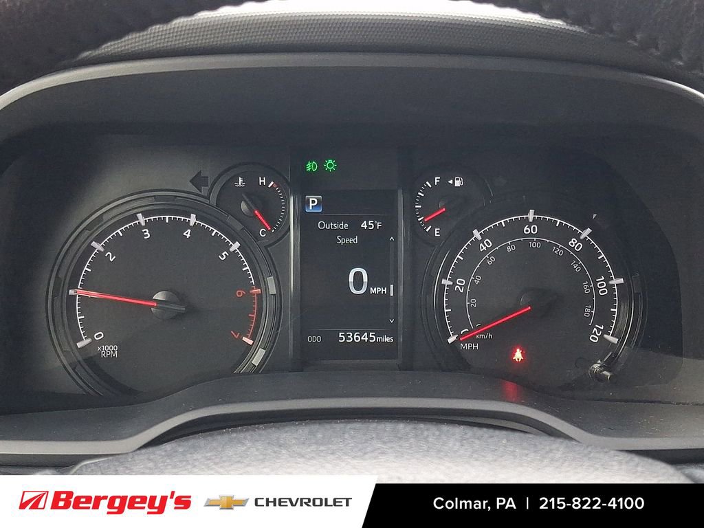 Used 2024 Toyota 4Runner SR5 RWD image 23