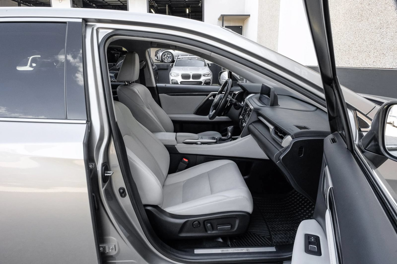 Used 2022 Lexus RX 350 FWD image 41