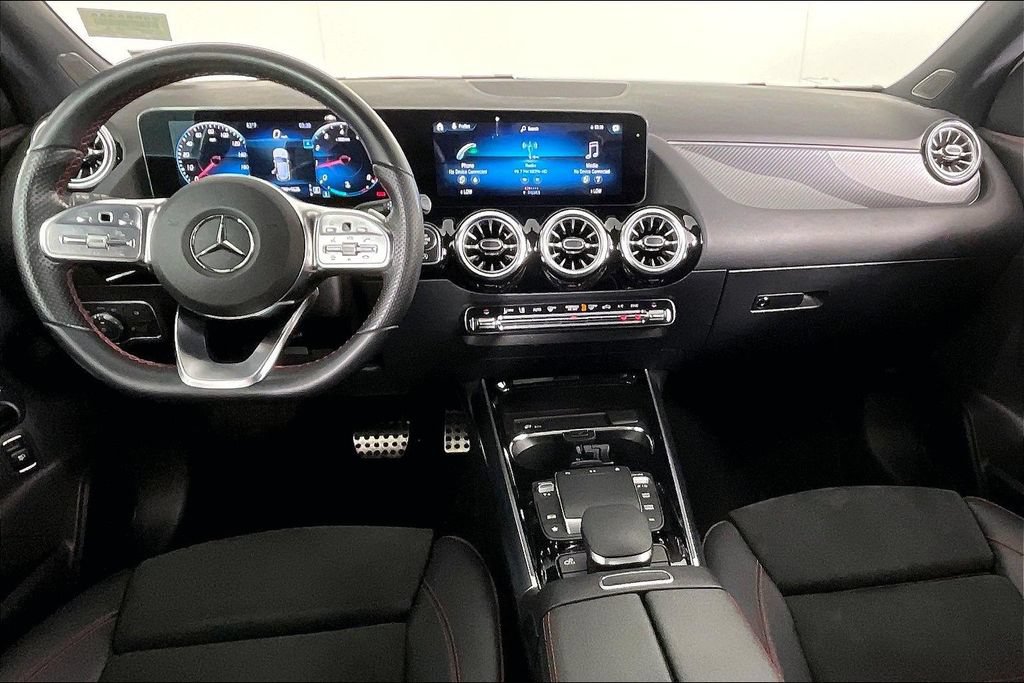 Certified 2022 Mercedes-Benz GLA 35 AMG 4MATIC image 13
