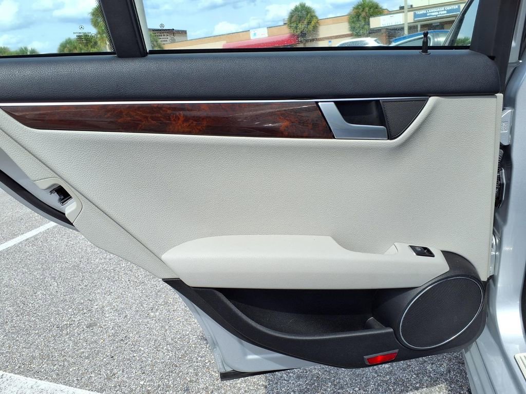 Used 2013 Mercedes-Benz C 350 Sport image 21