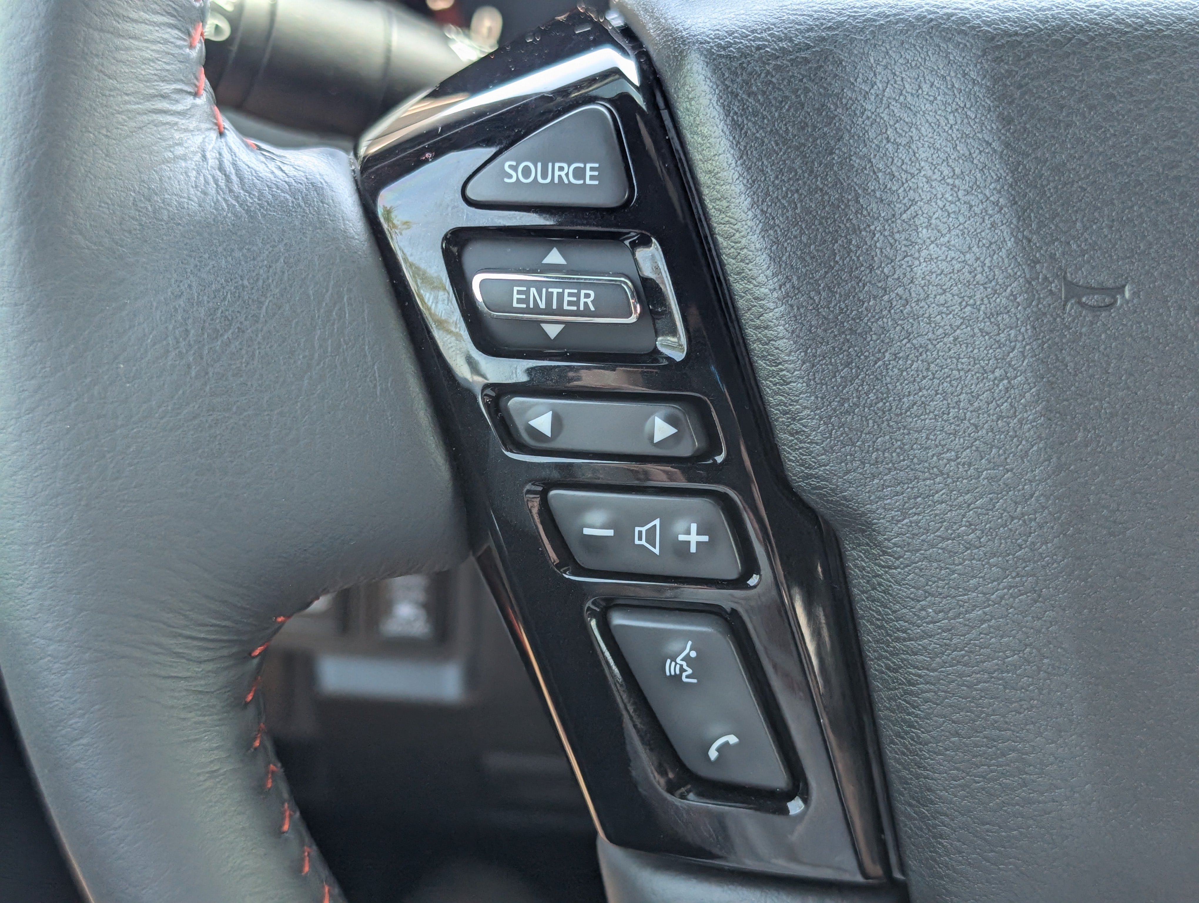 Used 2025 Nissan Frontier Pro-X w/ Pro Premium Package RWD image 19