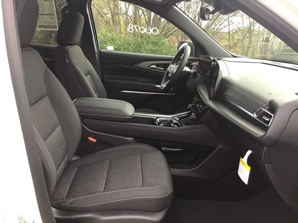 New 2026 Chevrolet Traverse LT w/ Driver Confidence Package image 27