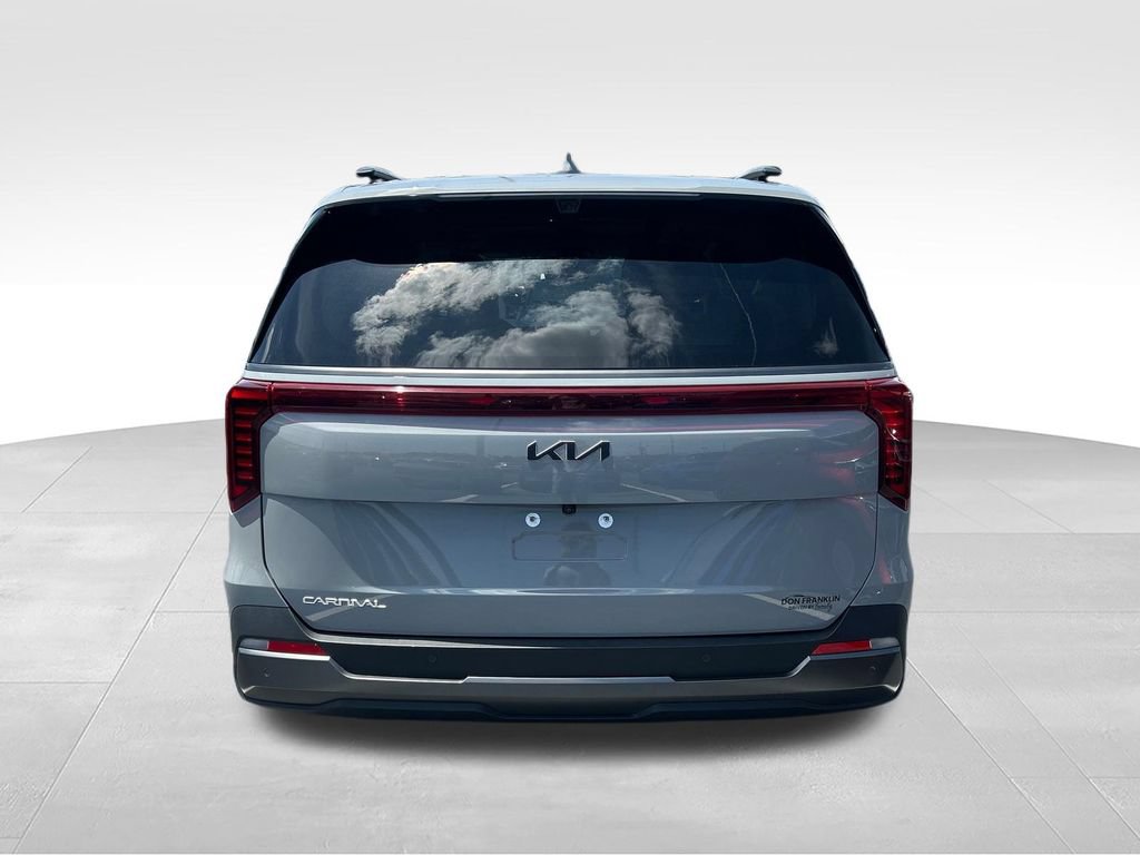 Used 2025 Kia Carnival SX Prestige FWD image 4