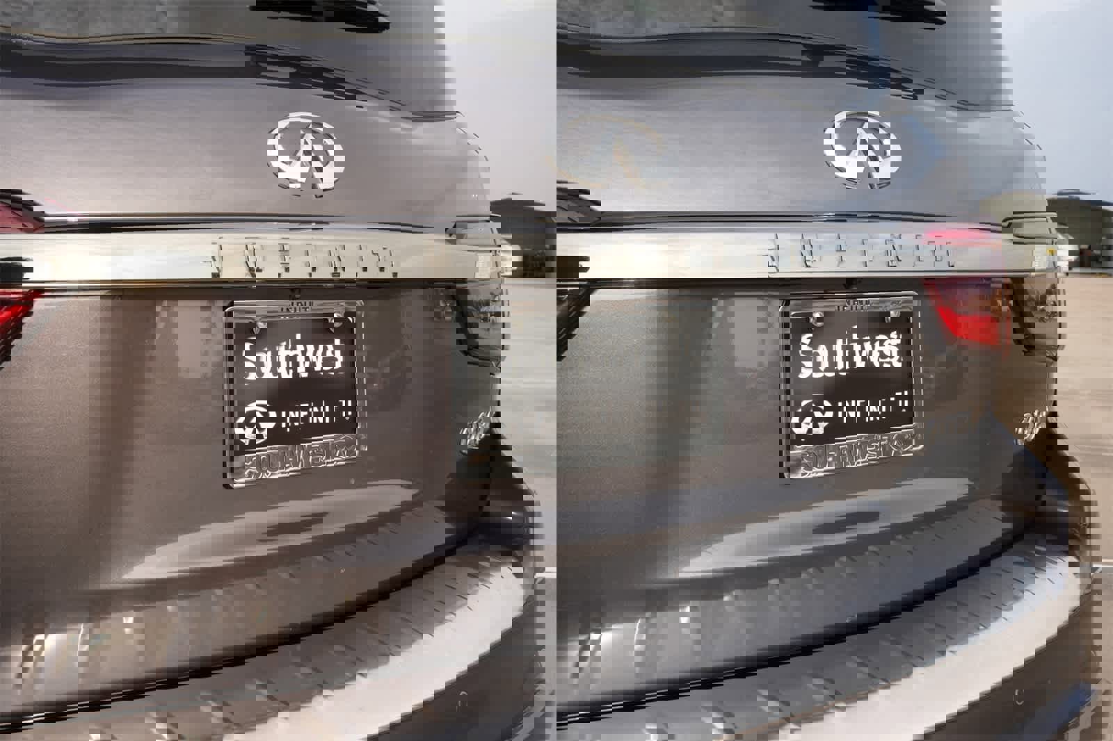 Certified 2024 INFINITI QX80 Premium Select w/ Cargo Package image 20