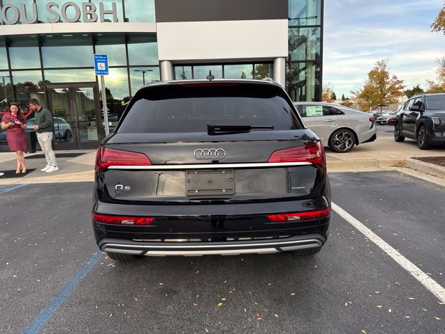 Used 2021 Audi Q5 2.0T Premium AWD/4WD image 4