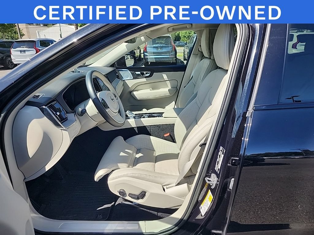 Certified 2023 Volvo XC60 T8 Ultimate w/ Climate Package AWD/4WD image 4