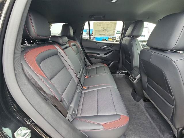 New 2027 Chevrolet Equinox RS FWD image 27
