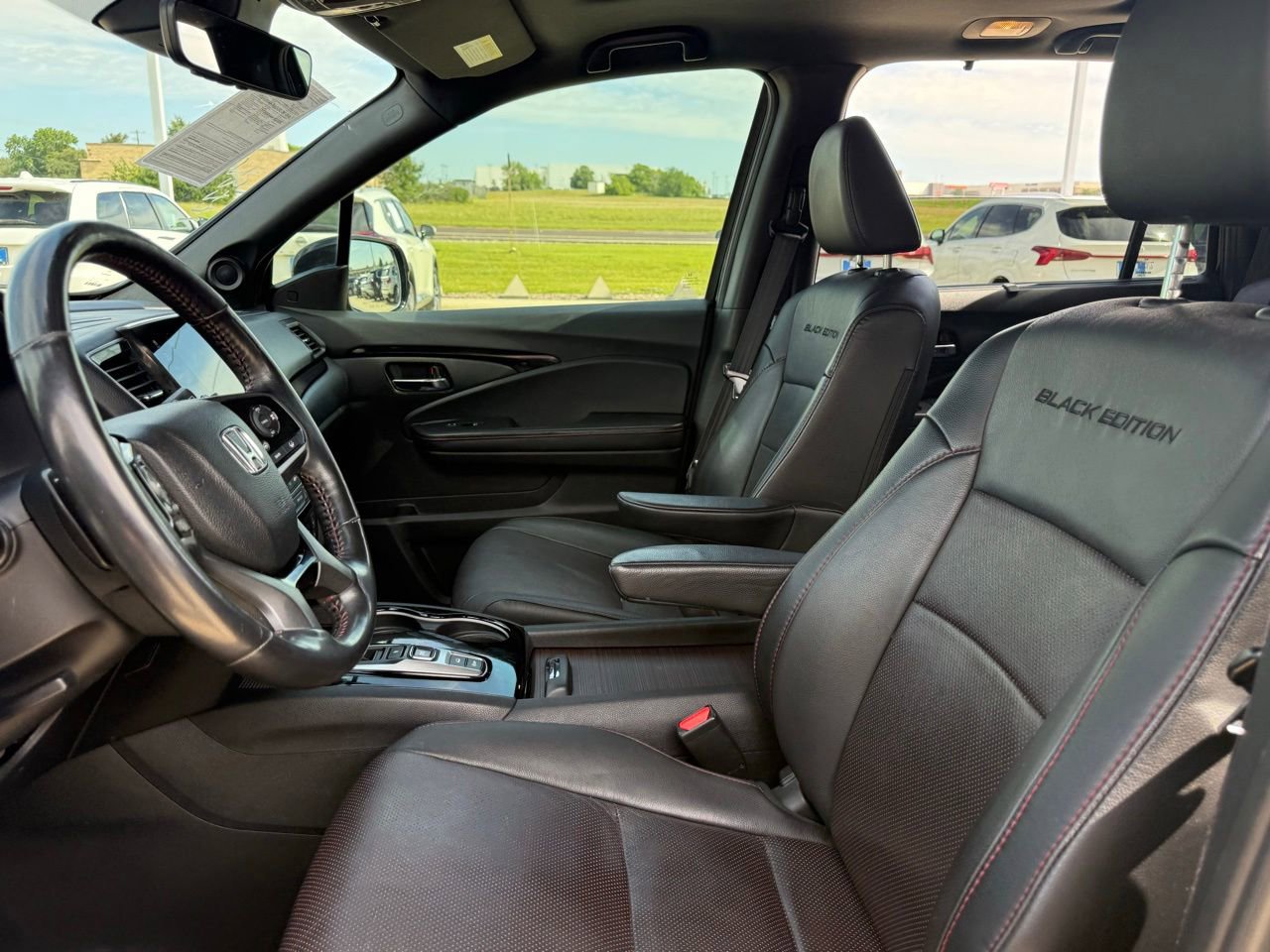 Used 2021 Honda Pilot Black Edition image 9