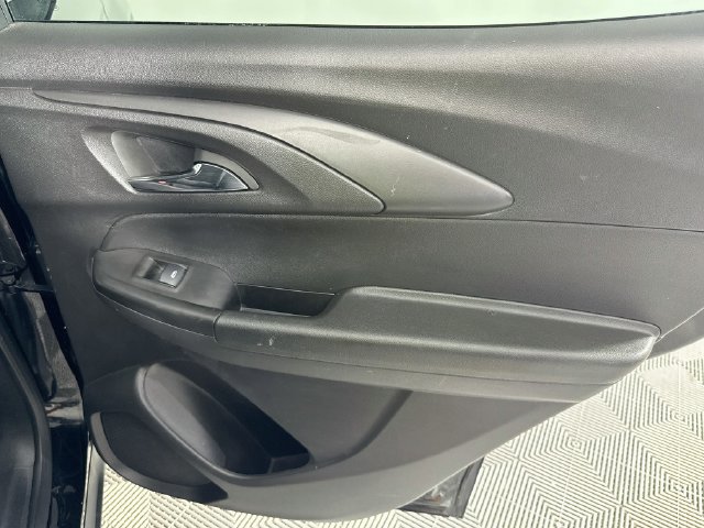 Used 2026 Chevrolet TrailBlazer LT FWD image 25