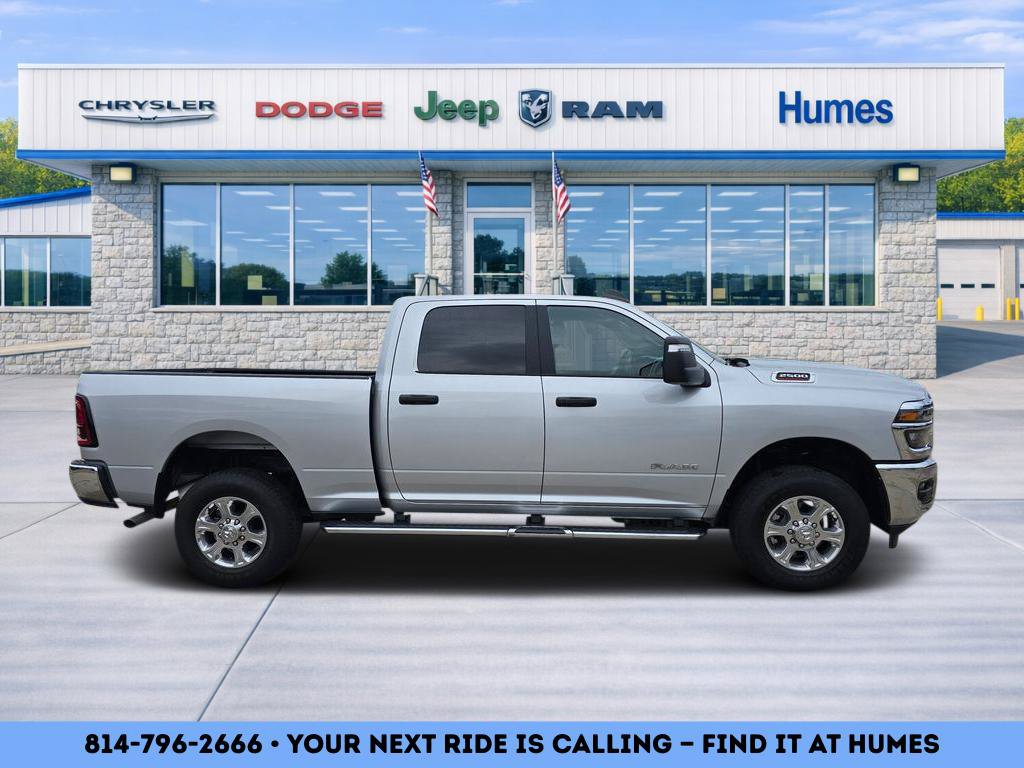 Used 2026 RAM 2500 Big Horn AWD/4WD image 2