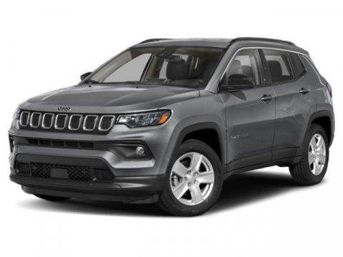 Used 2022 Jeep Compass Latitude image 4