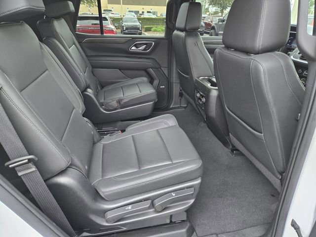 Used 2022 Chevrolet Tahoe LT w/ Luxury Package image 16