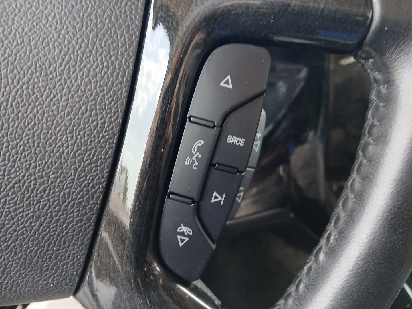 Used 2021 Chevrolet Express 2500 w/ Enhanced Convenience Package RWD image 31