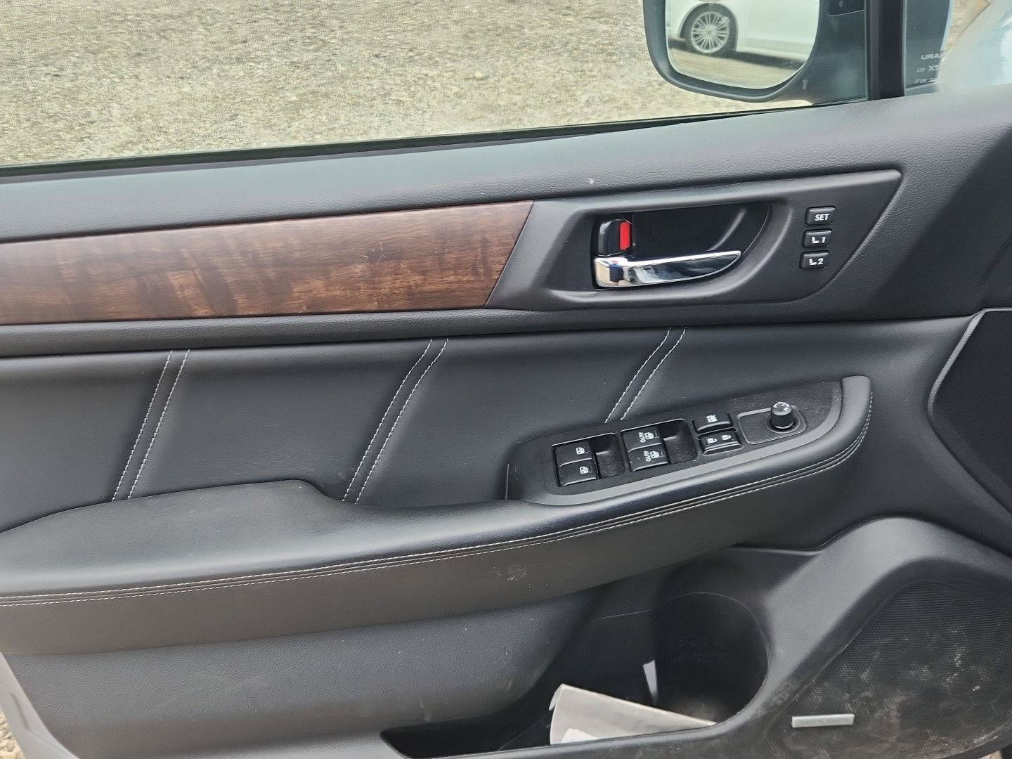 Used 2019 Subaru Outback 2.5i Limited AWD/4WD image 10