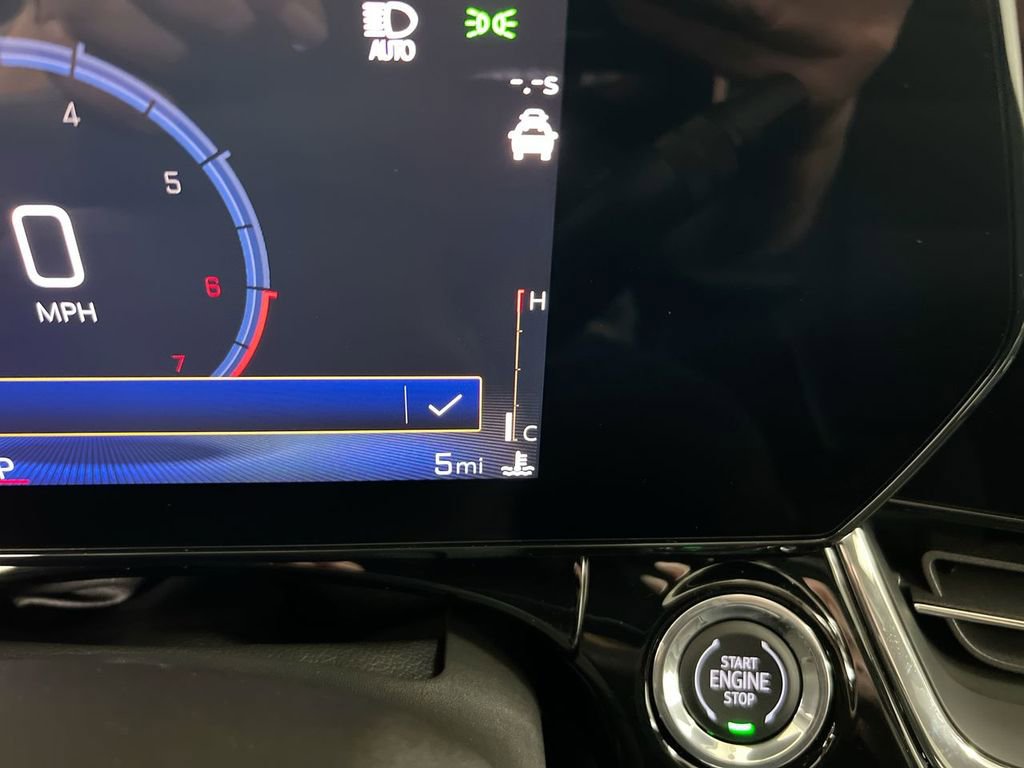 New 2026 Chevrolet Trax RS w/ Sunroof Package image 13