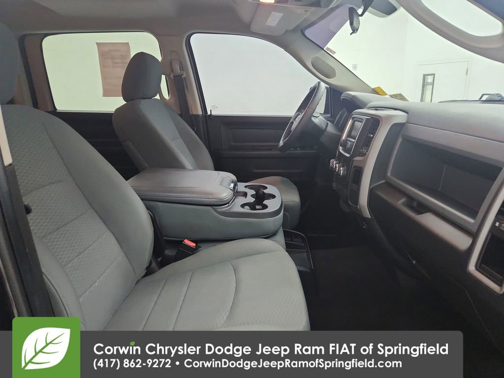 Used 2017 RAM 1500 Express w/ Black Ram 1500 Express Group image 32