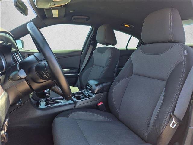 Used 2018 Dodge Charger SXT RWD image 20