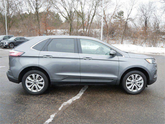 Used 2024 Ford Edge Titanium AWD/4WD image 8